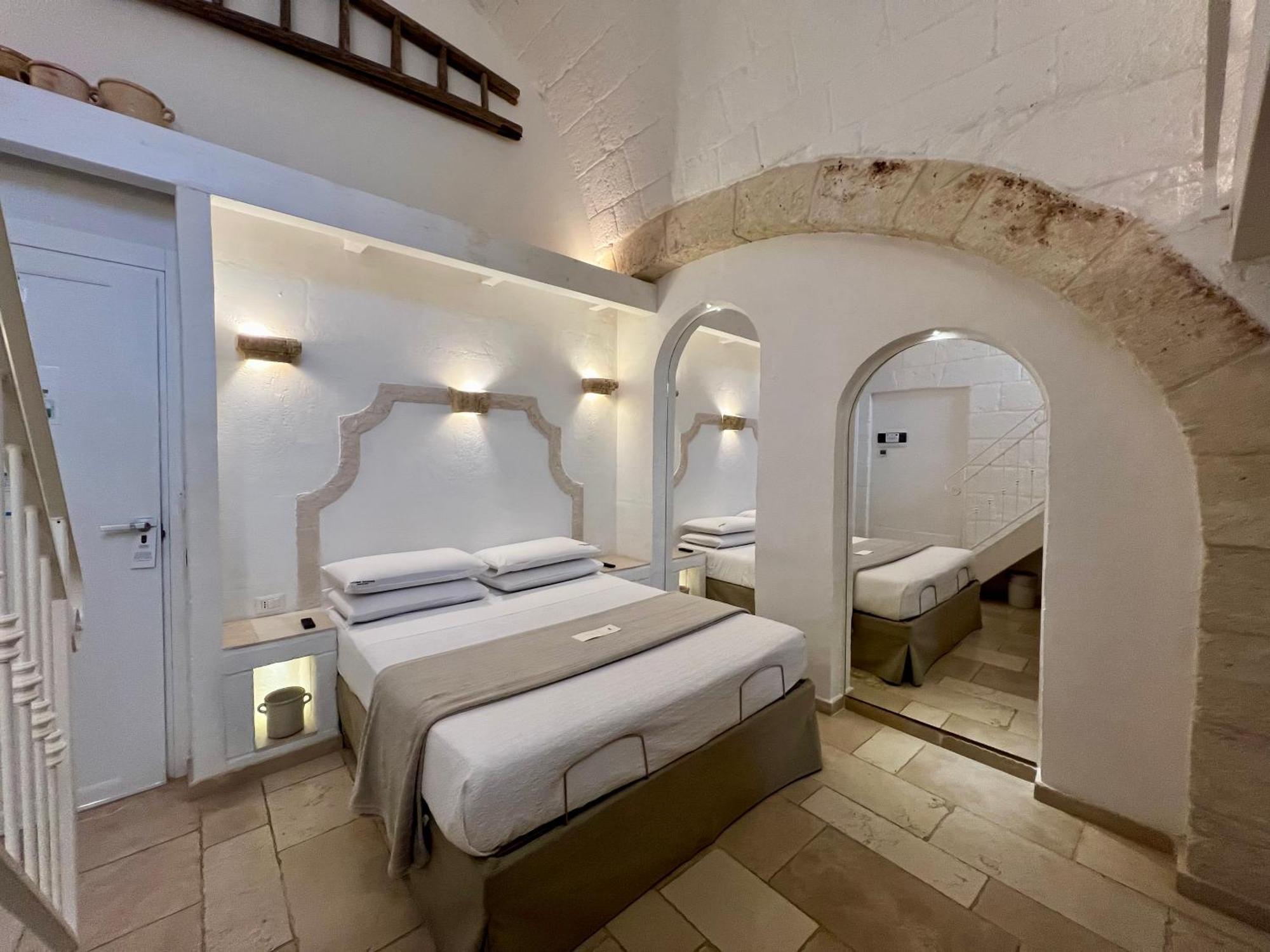 Vittorio Emanuele Charming Suites Monopoli Exterior photo